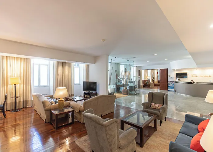 Aguas Do - Hotel, Termas & מלון ג'רס